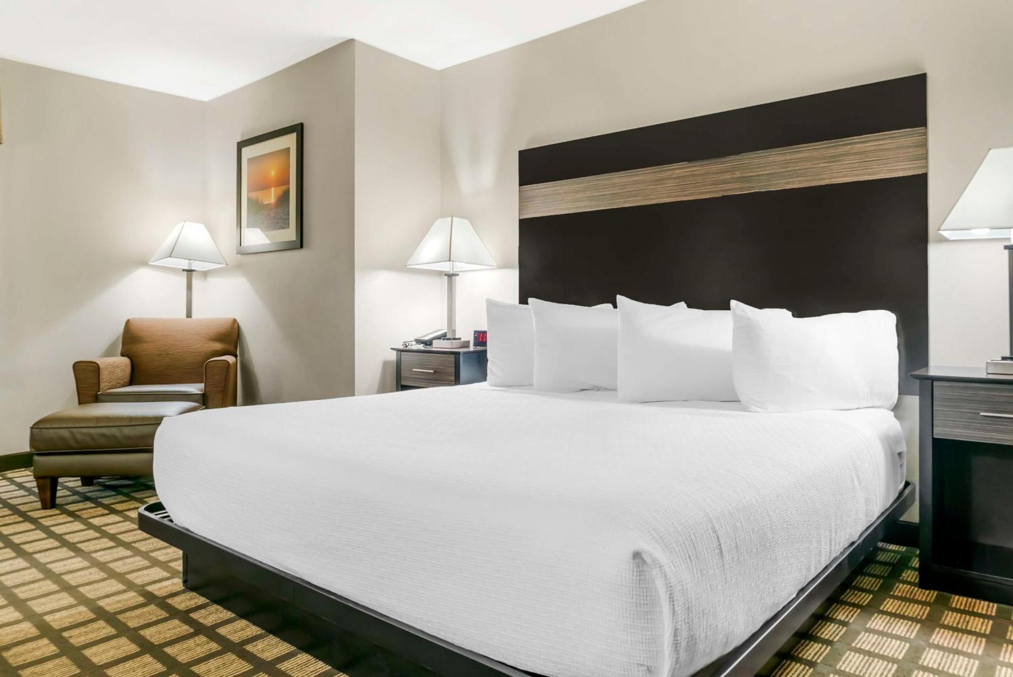 Best Western Beacon Inn Grand Haven Esterno foto